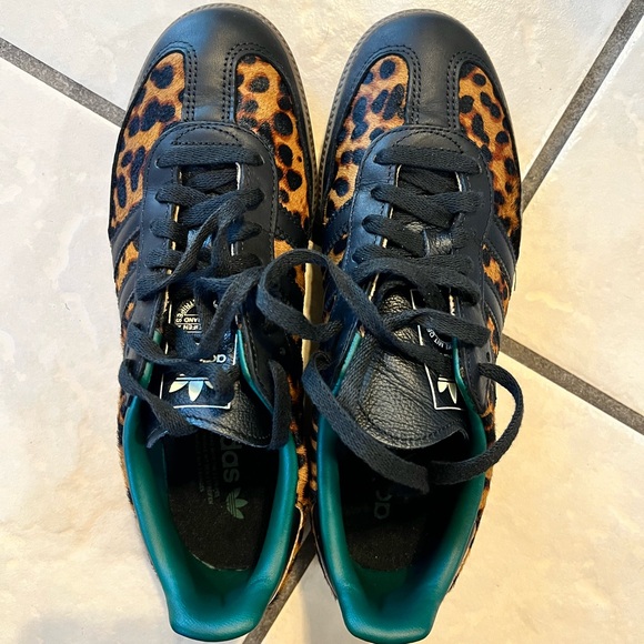 Adidas Leopard Print Sambas - Picture 4 of 16
